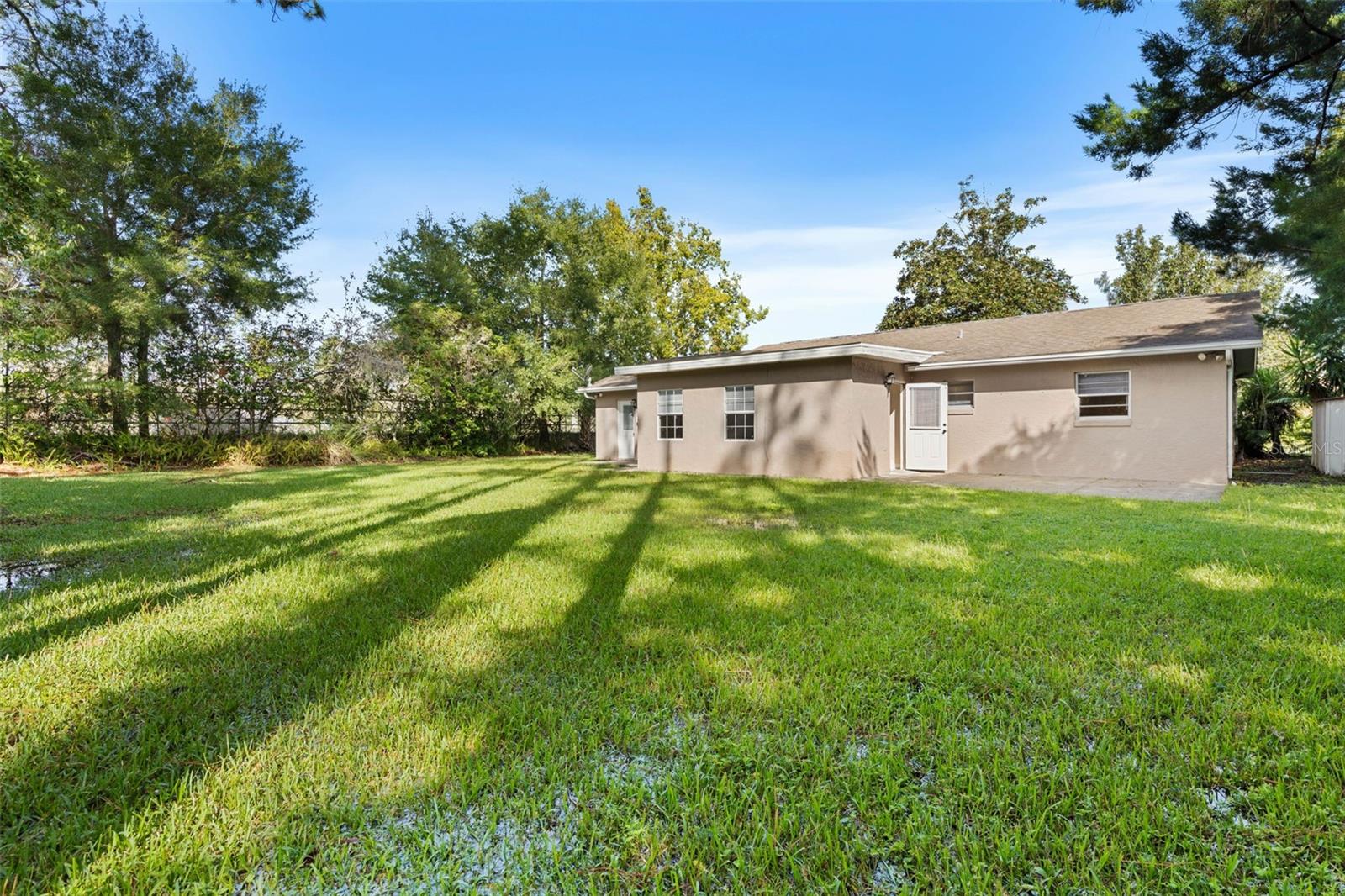 2 BEACHWAY DR