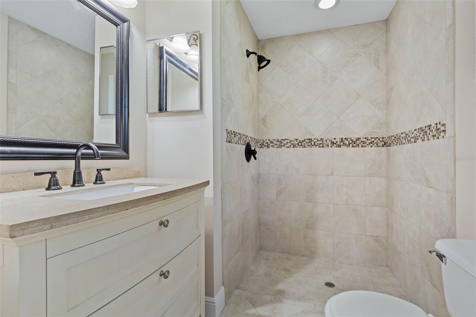 2 BEACHWAY DR