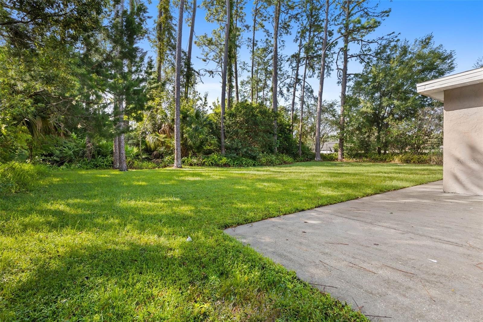 2 BEACHWAY DR