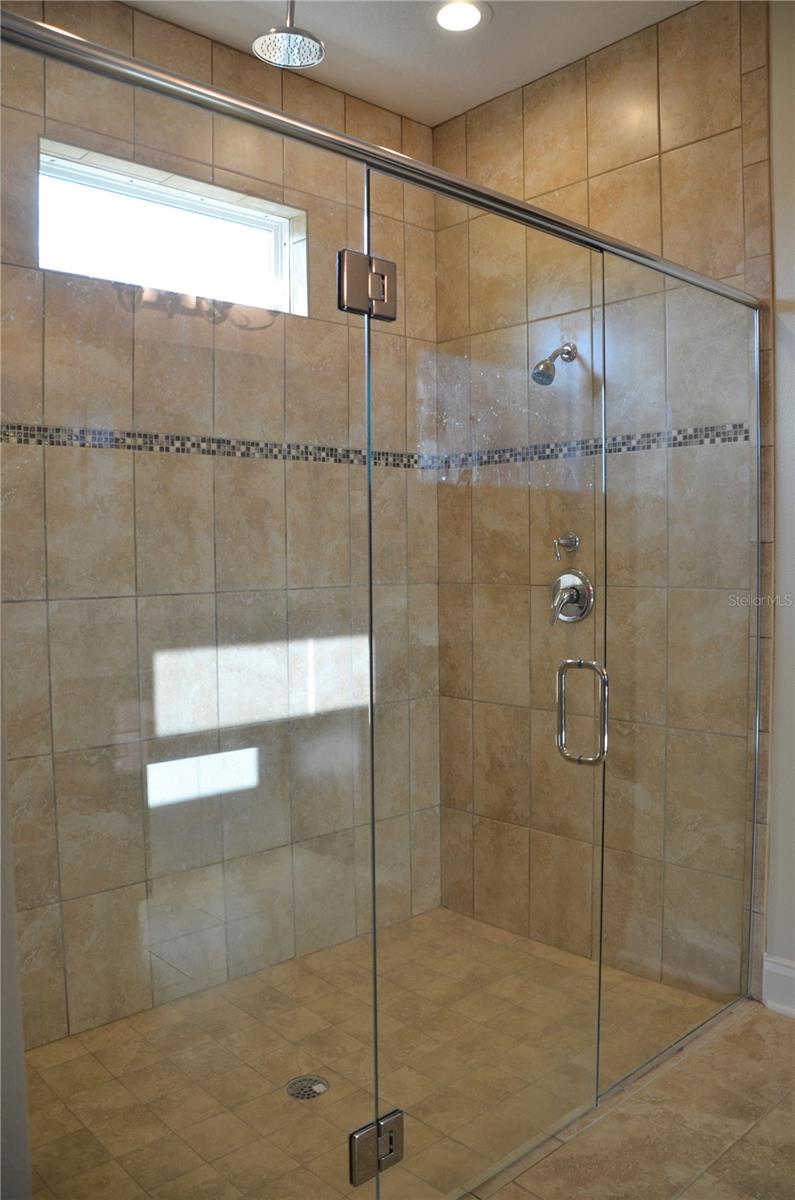 23 LEWISDALE LN