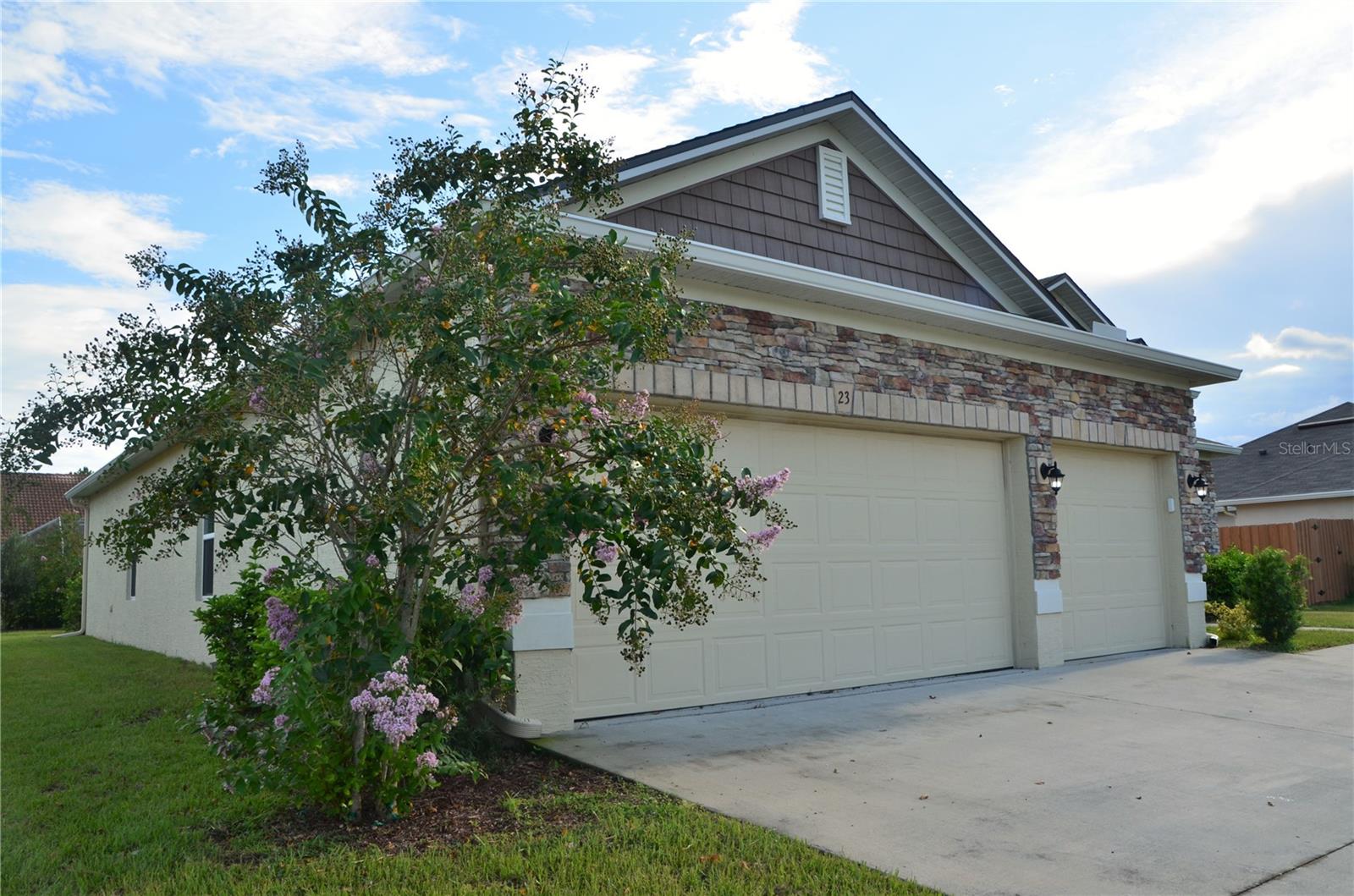 23 LEWISDALE LN