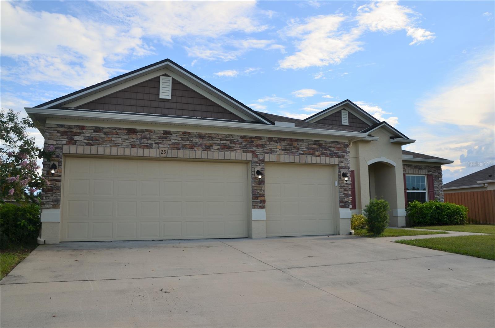 23 LEWISDALE LN