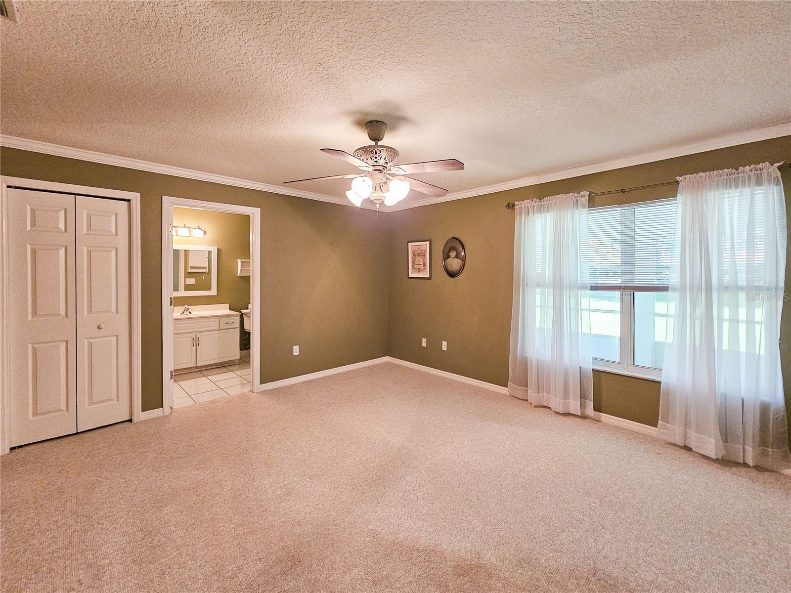 42 RED BARN DR