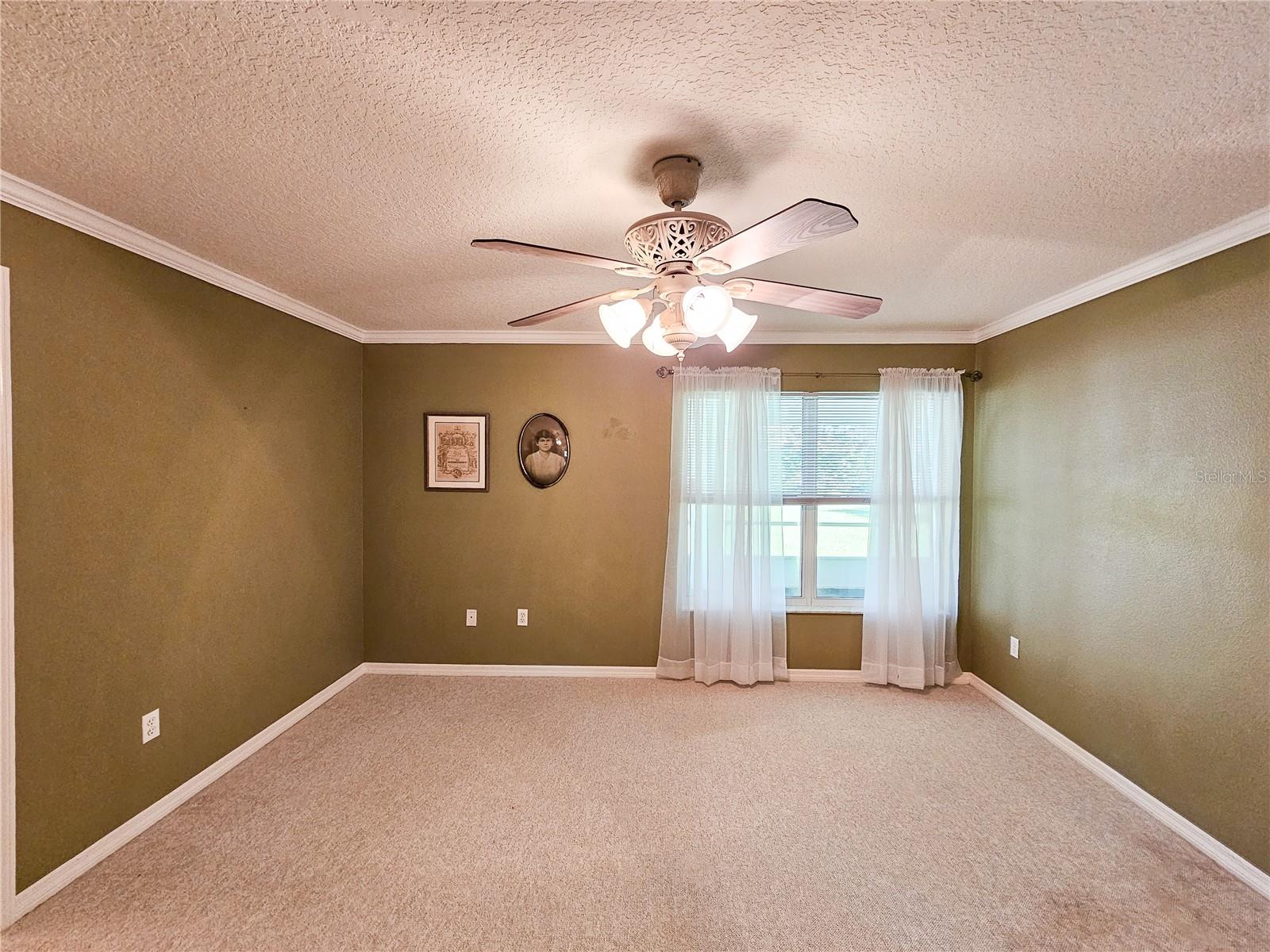 42 RED BARN DR