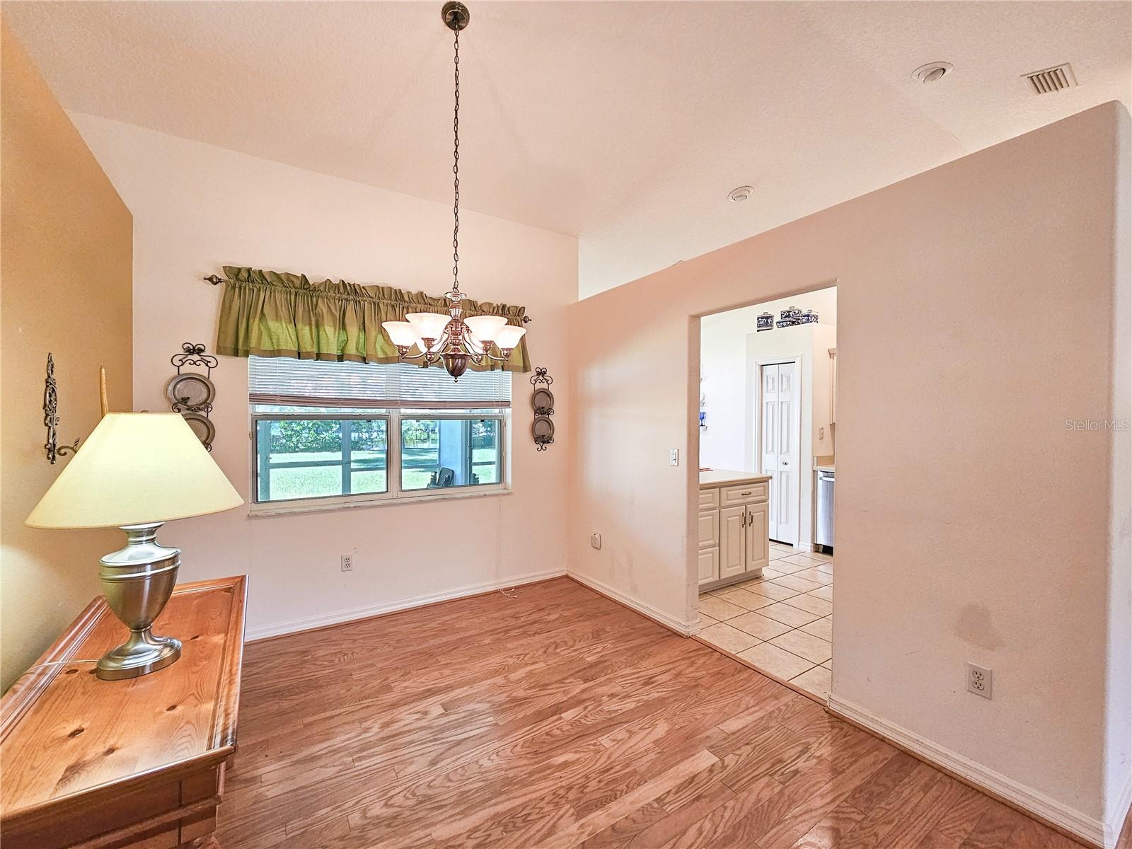 42 RED BARN DR