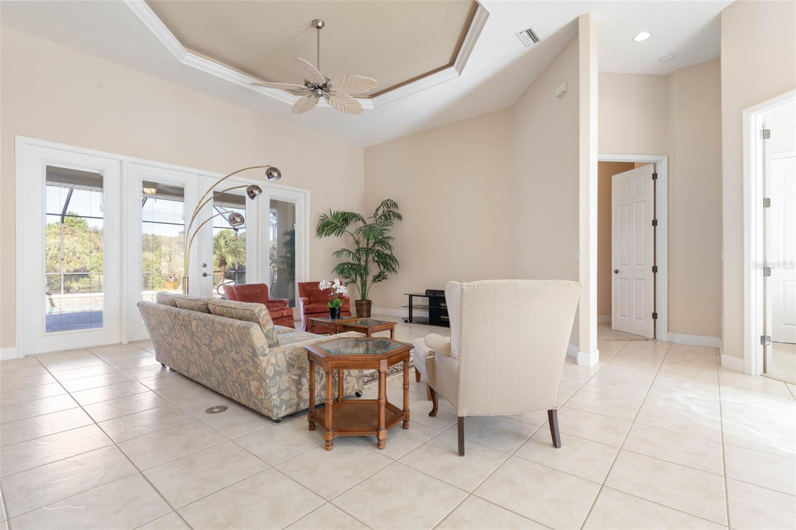 61 RIVER TRAIL DR