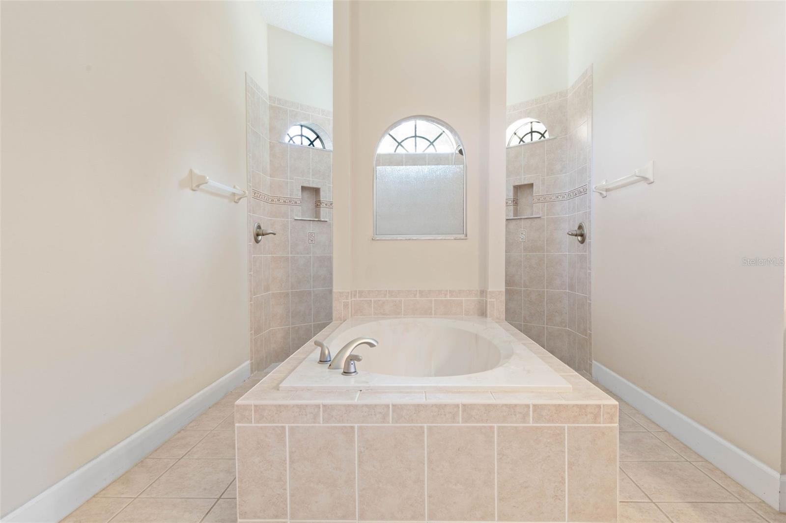 61 RIVER TRAIL DR