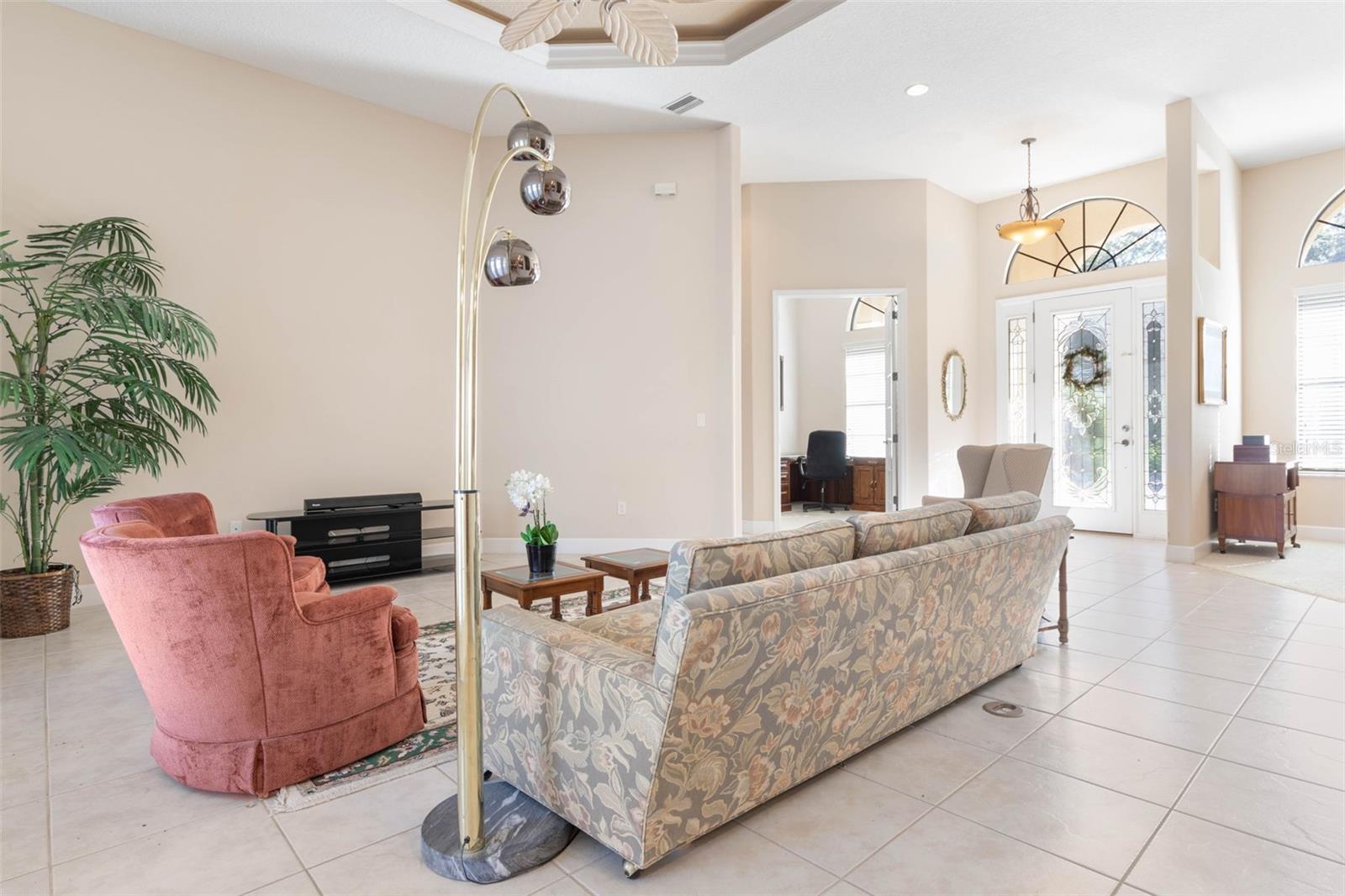 61 RIVER TRAIL DR