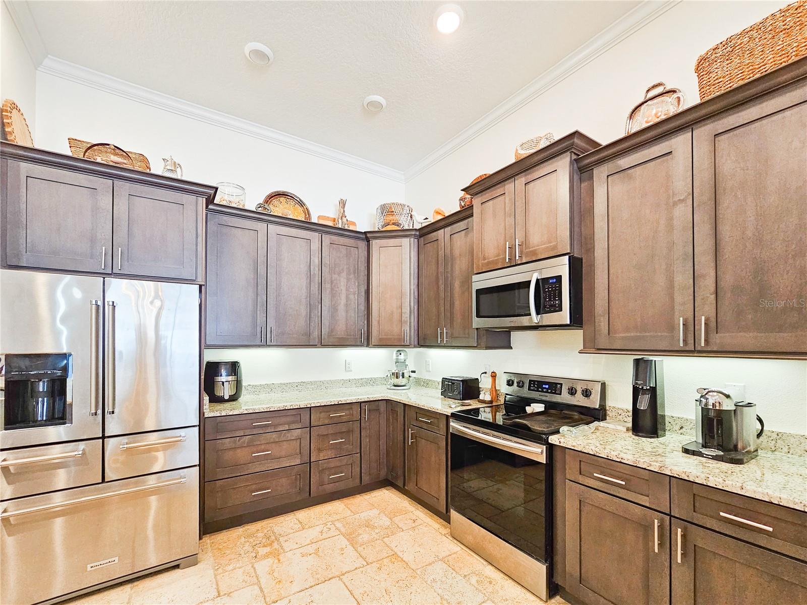 55 BROCKTON LN