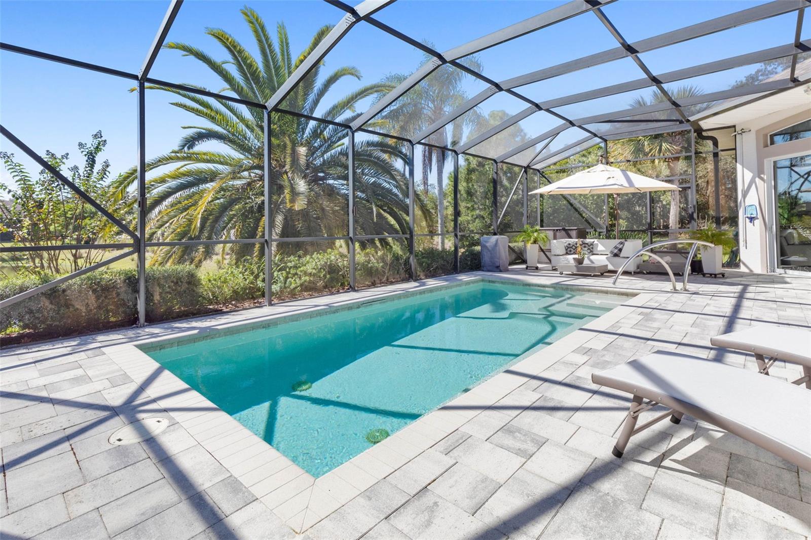 4 EASTLAKE DR
