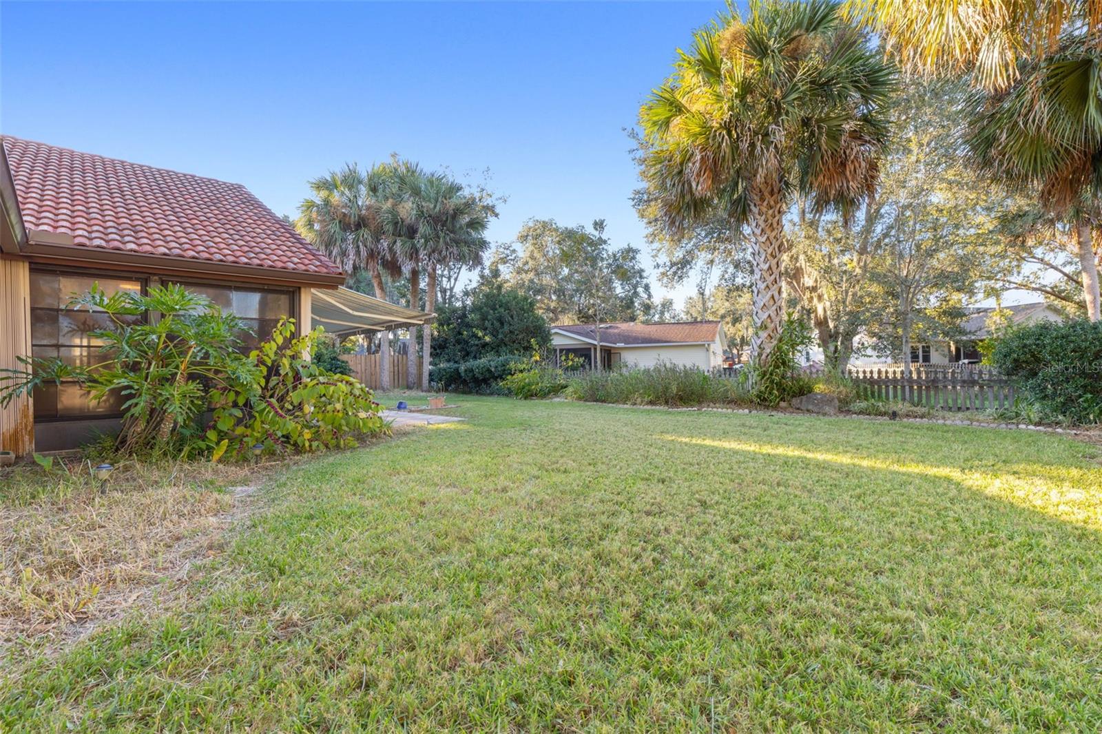 28 CARLSON LN