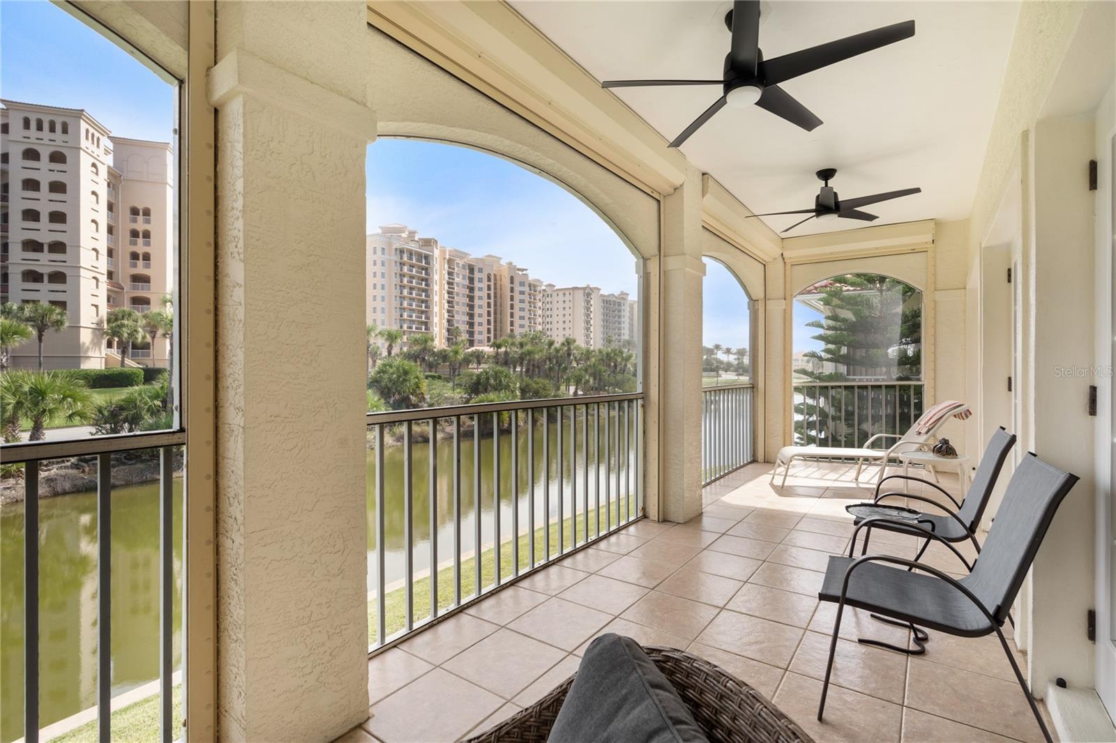 11 VISCAYA LN