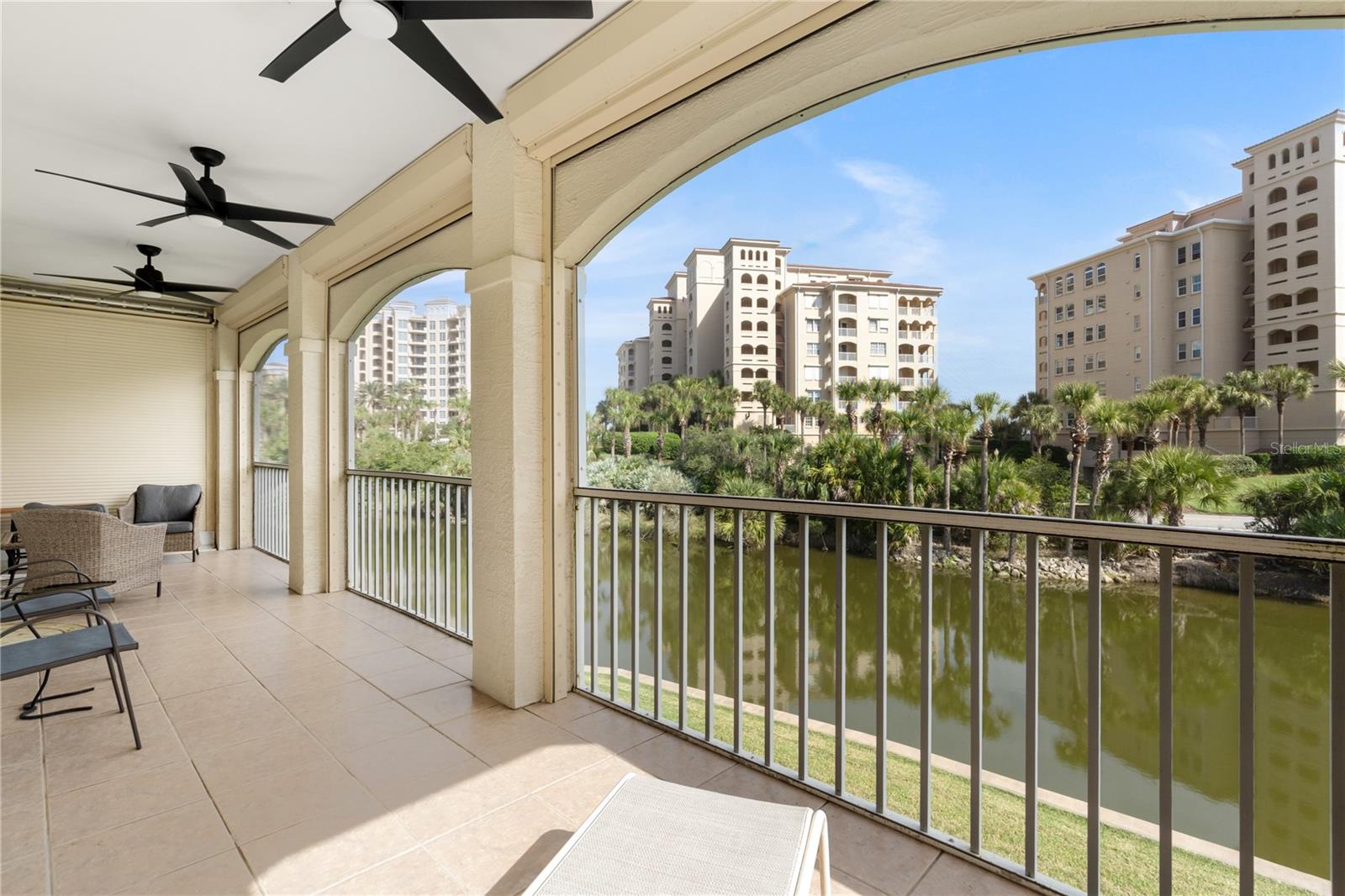 11 VISCAYA LN