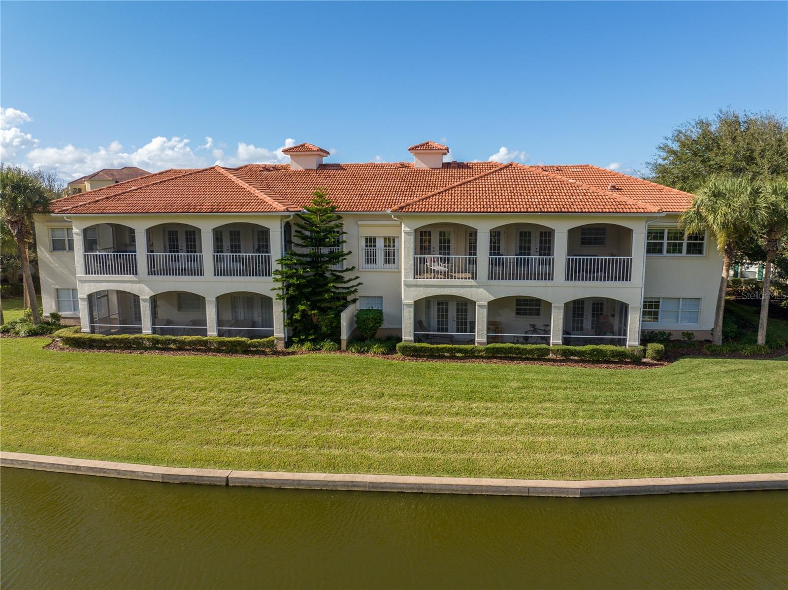 11 VISCAYA LN