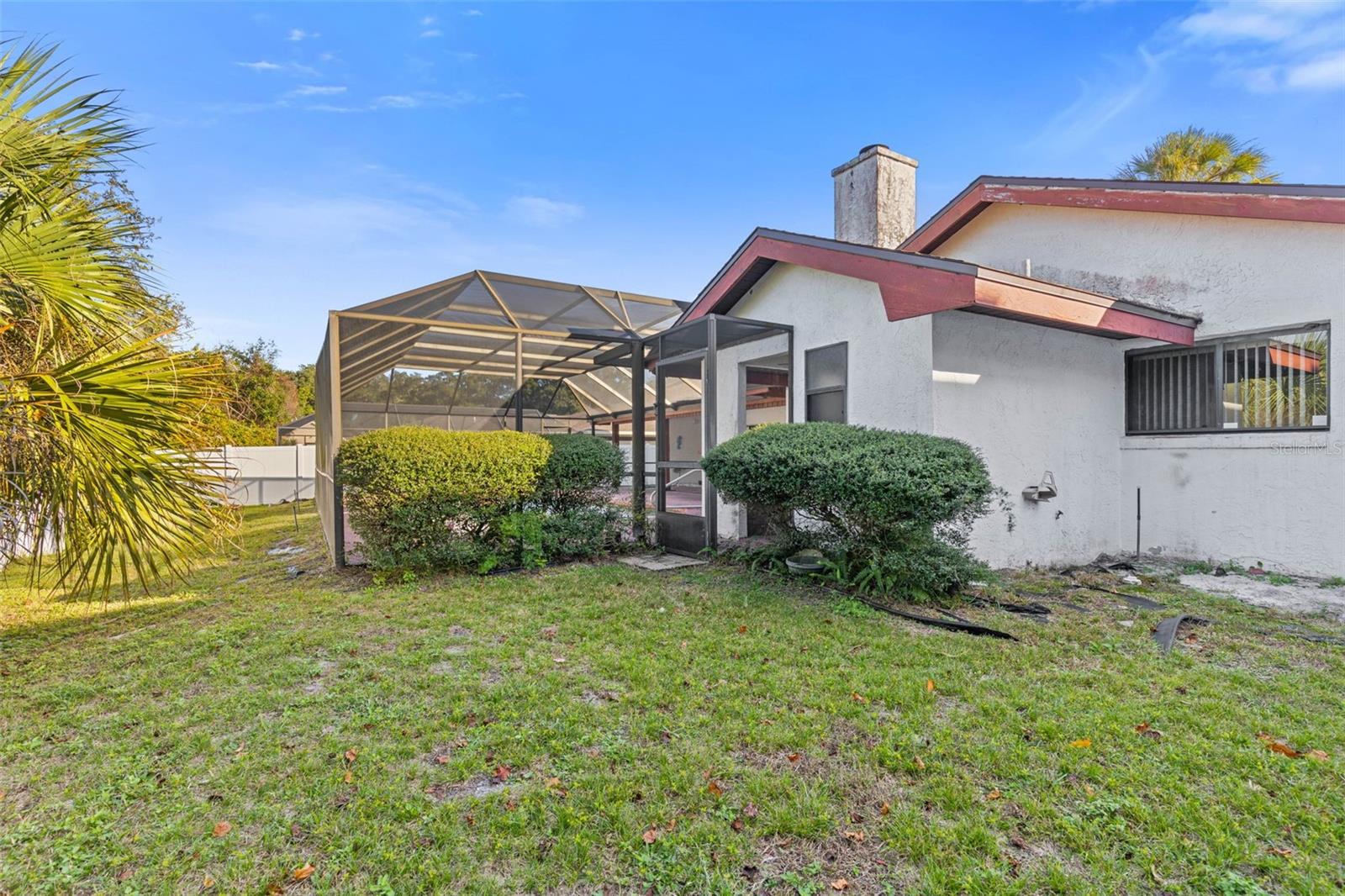 14 FOLSON LN