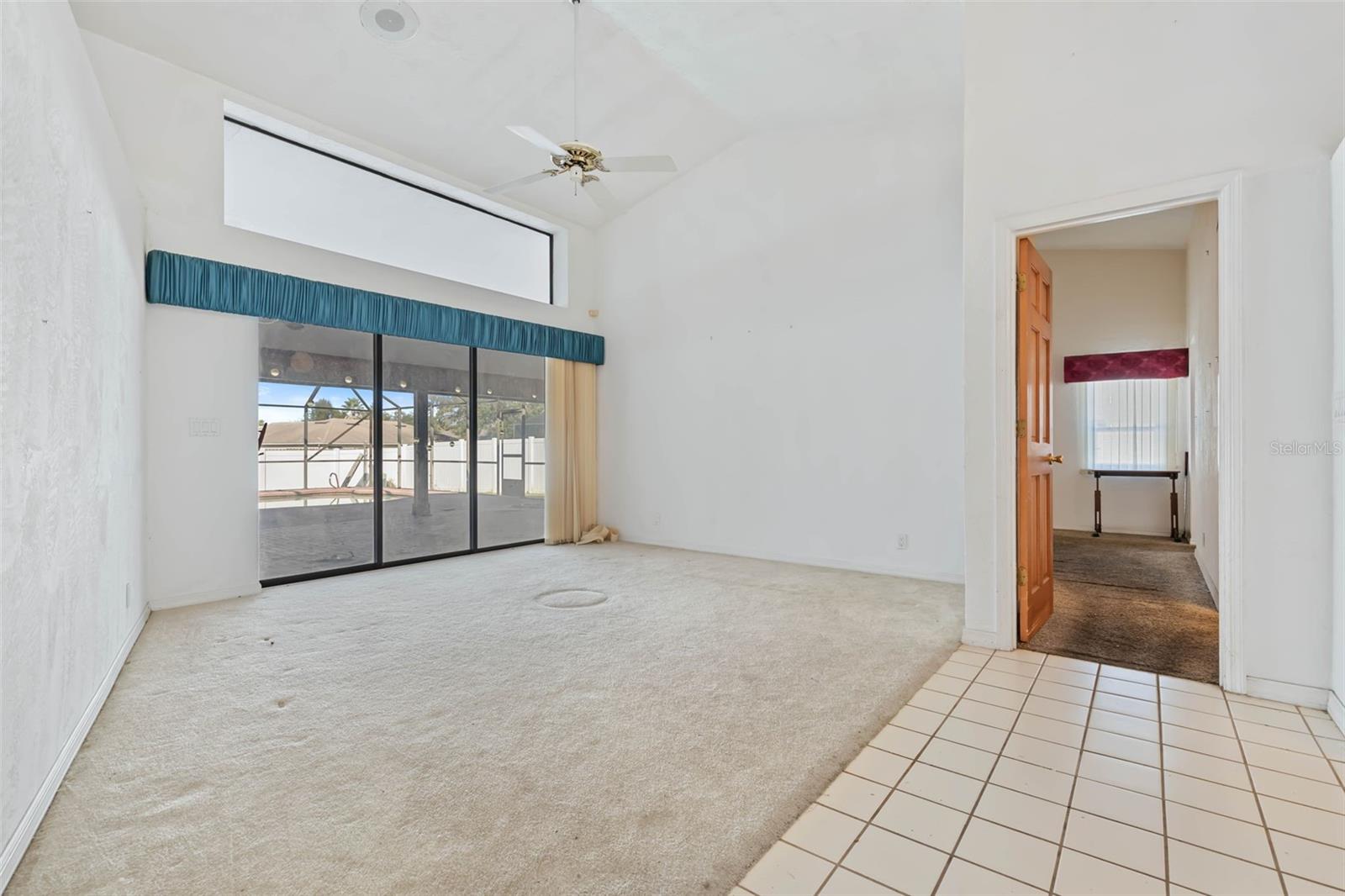 14 FOLSON LN