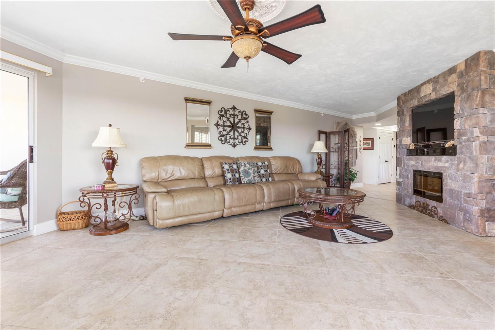 1 JOHN ANDERSON DR #3190
