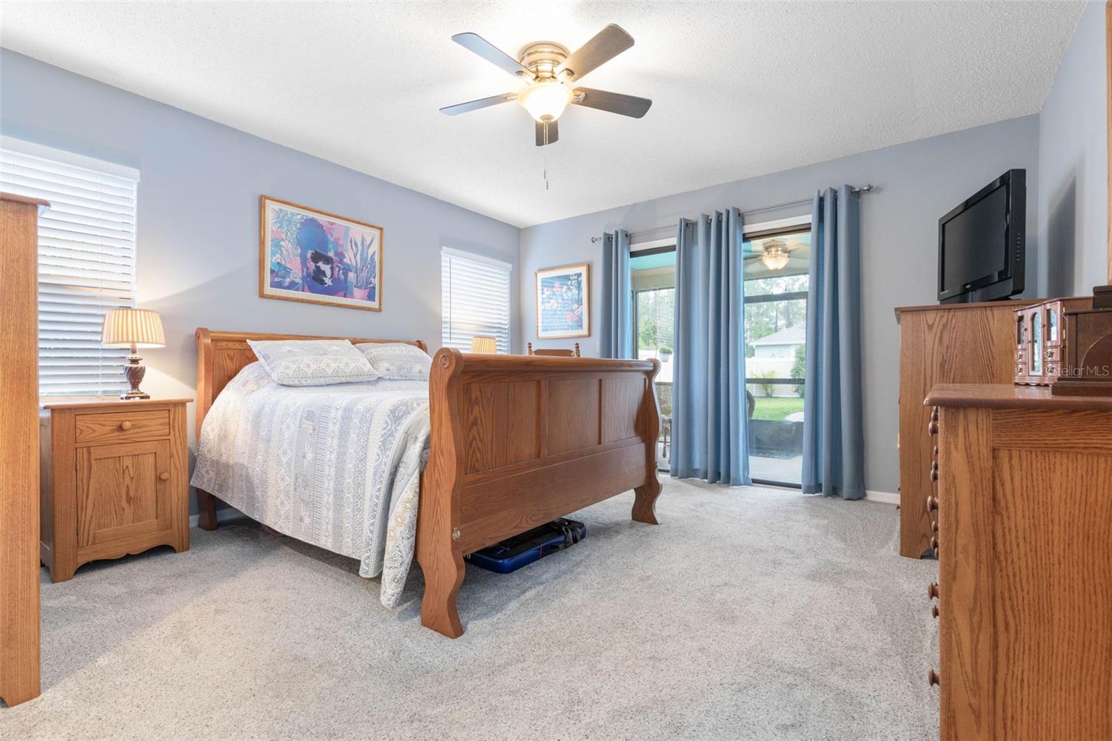 14 FELTON LN