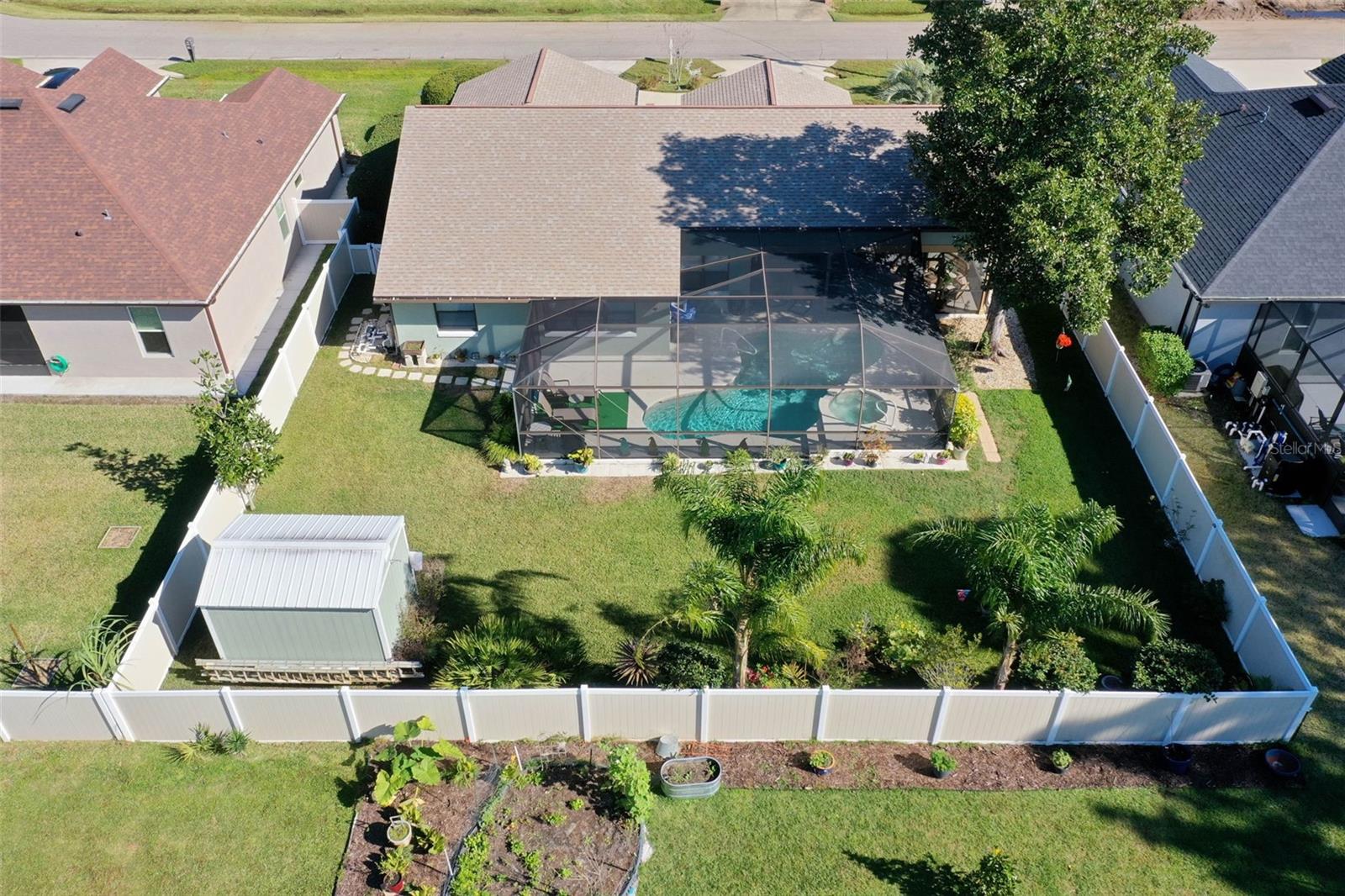 14 FELTON LN
