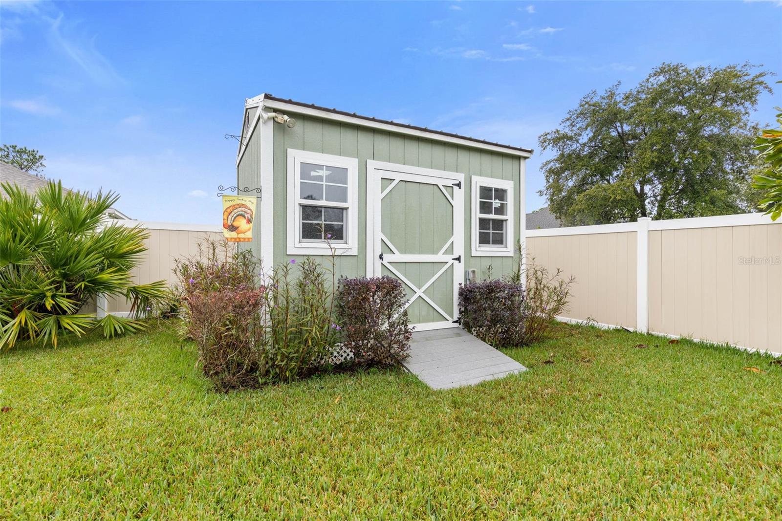 14 FELTON LN