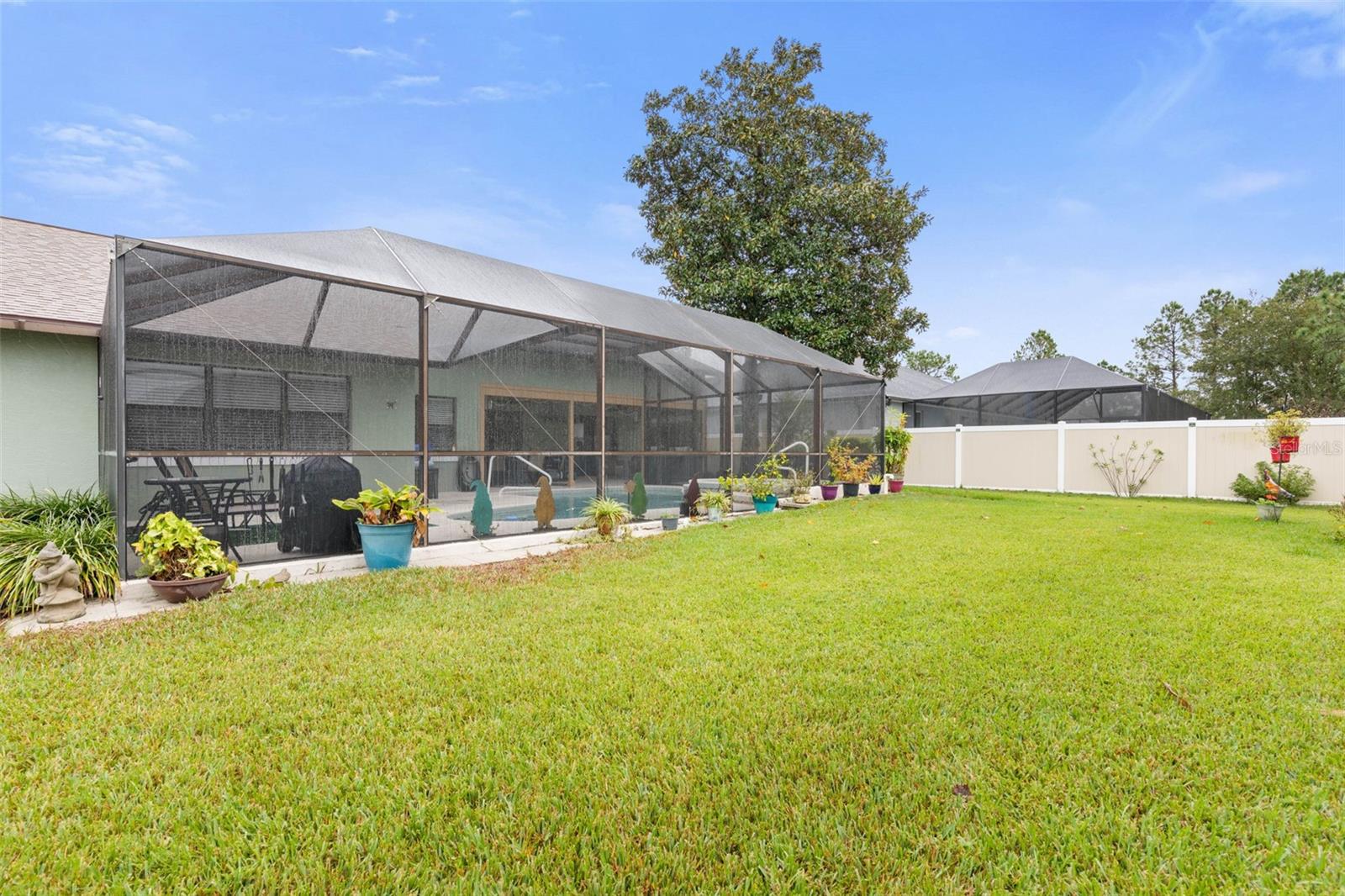 14 FELTON LN