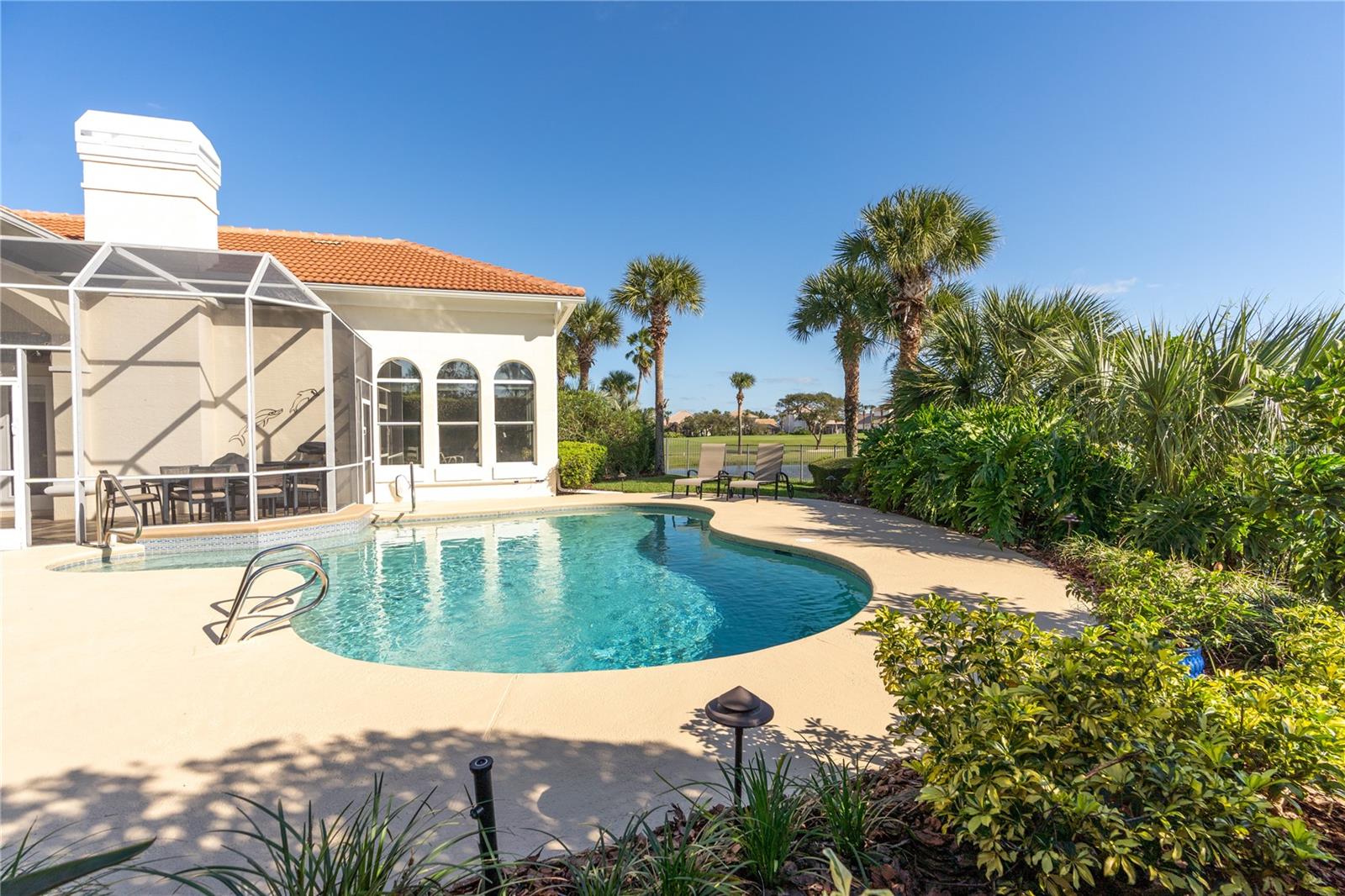 25 MARBELLA CT