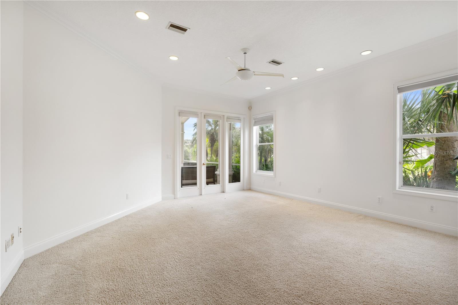 25 MARBELLA CT