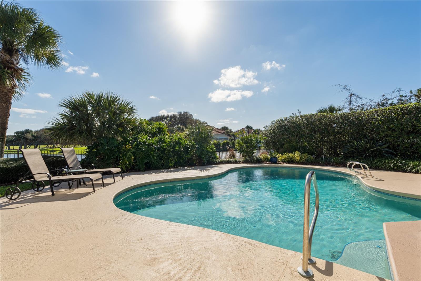 25 MARBELLA CT