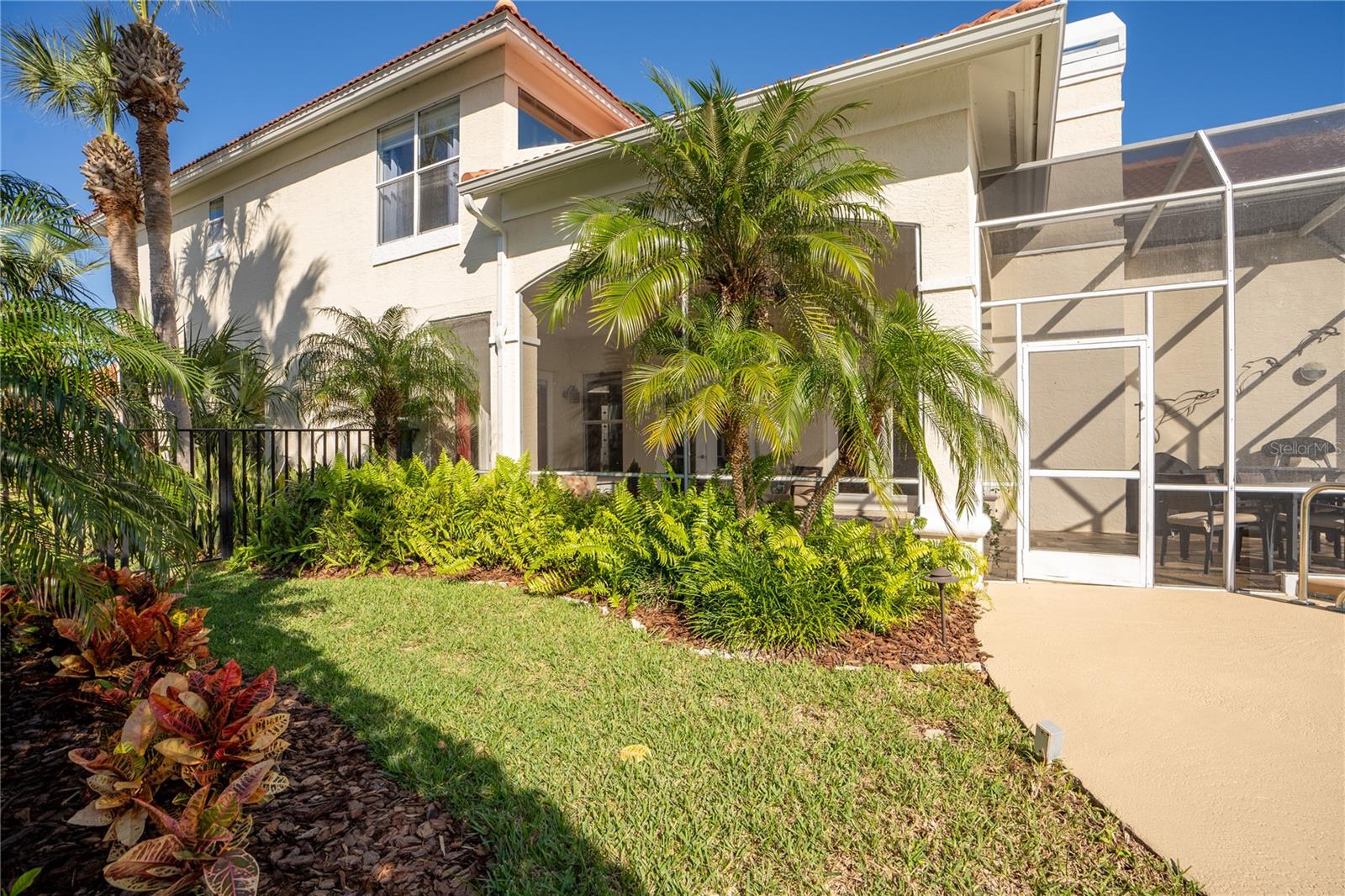 25 MARBELLA CT