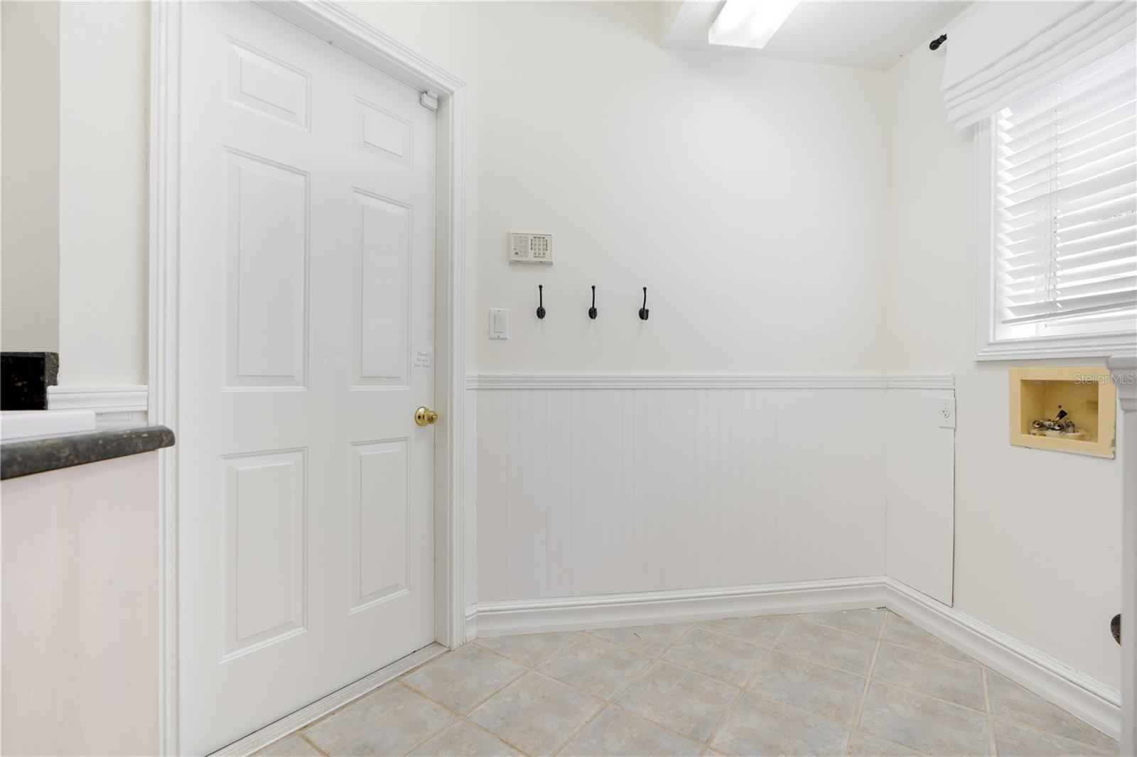 25 MARBELLA CT