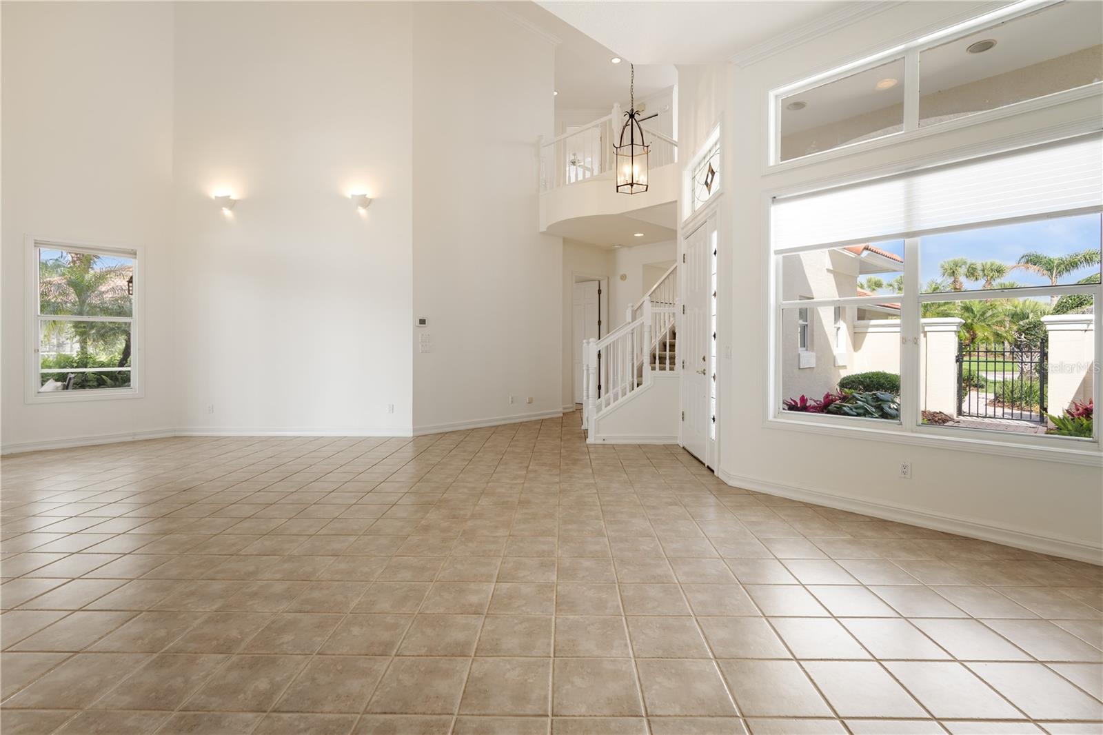 25 MARBELLA CT