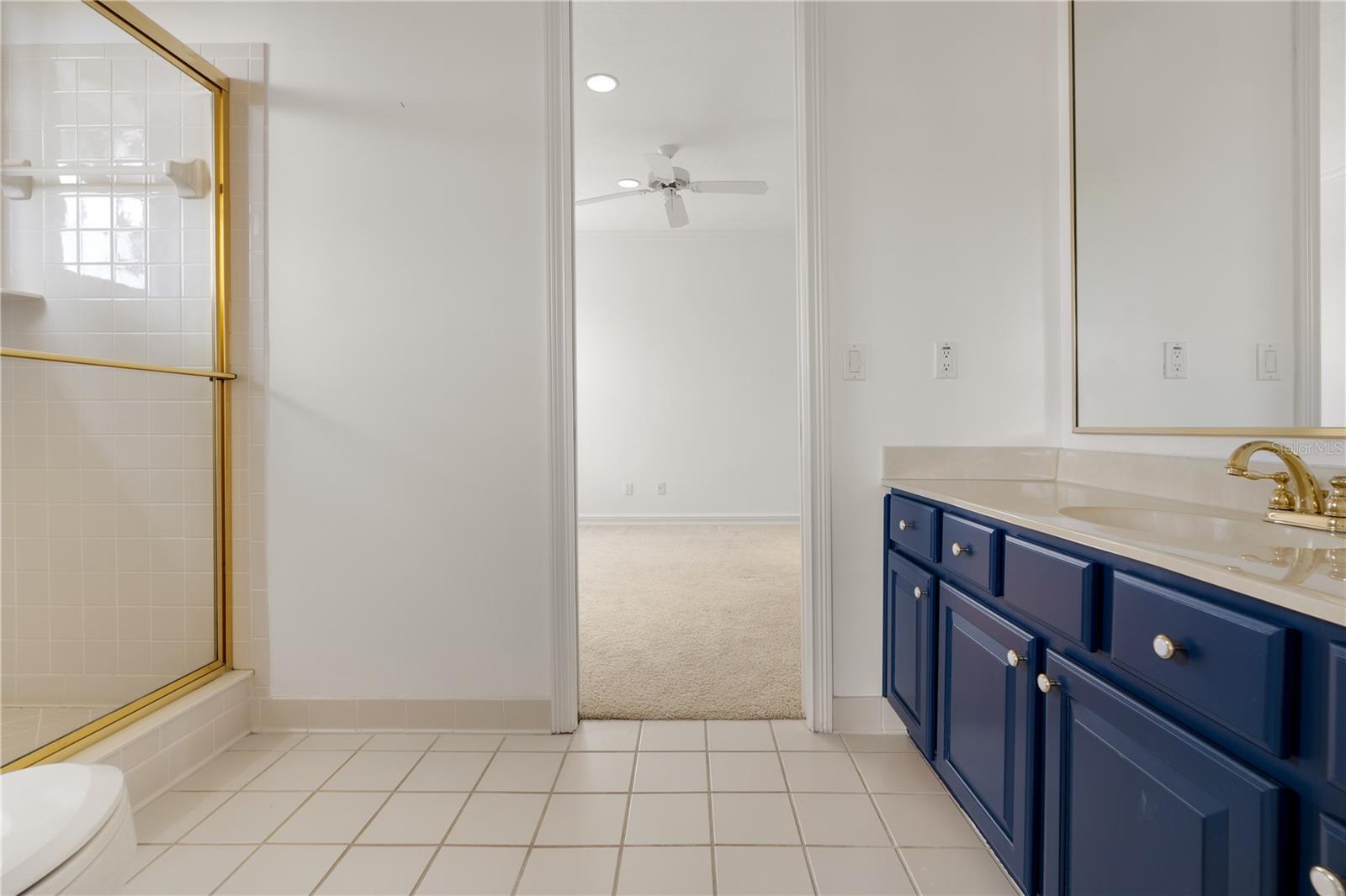 25 MARBELLA CT