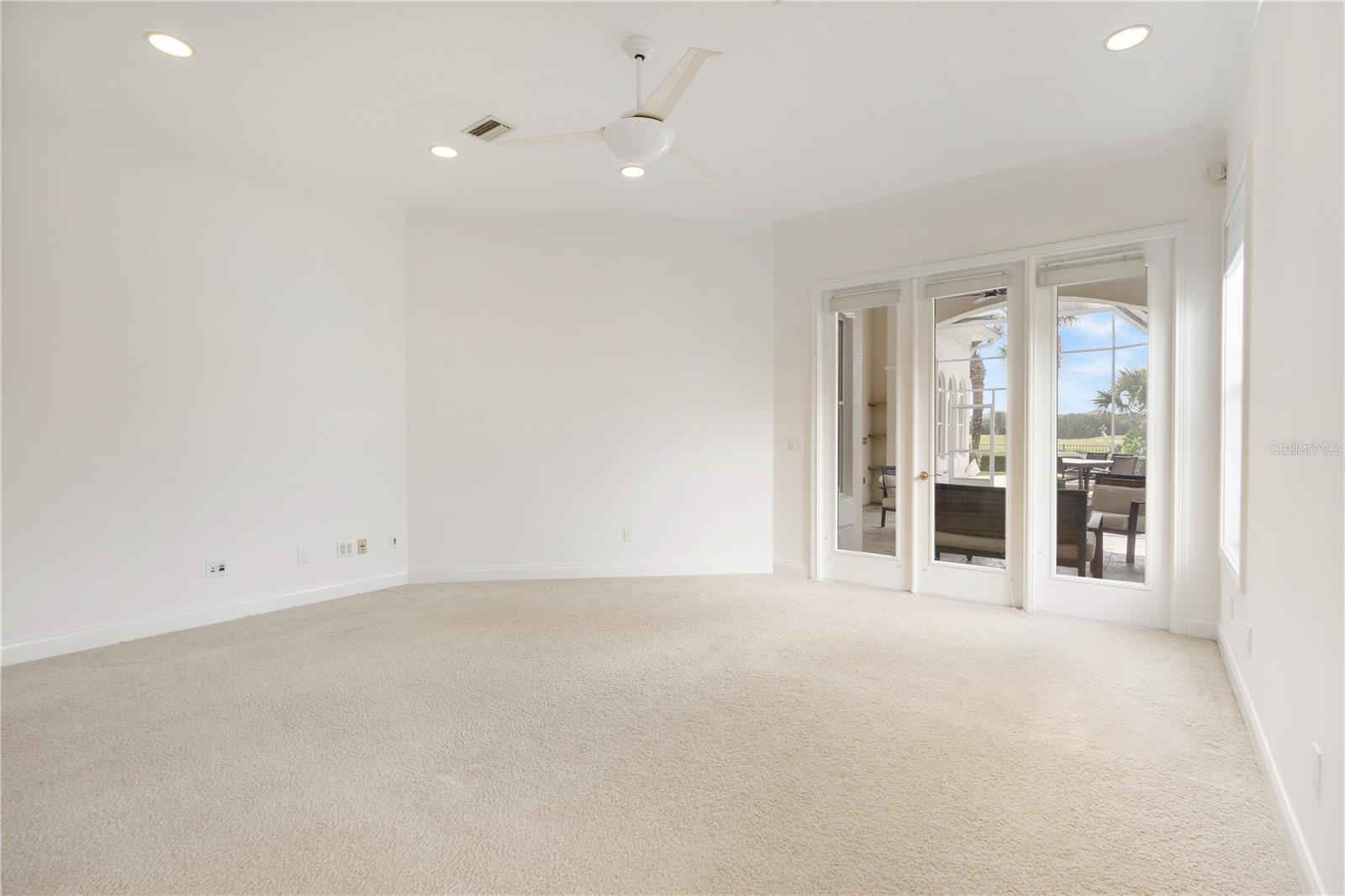 25 MARBELLA CT