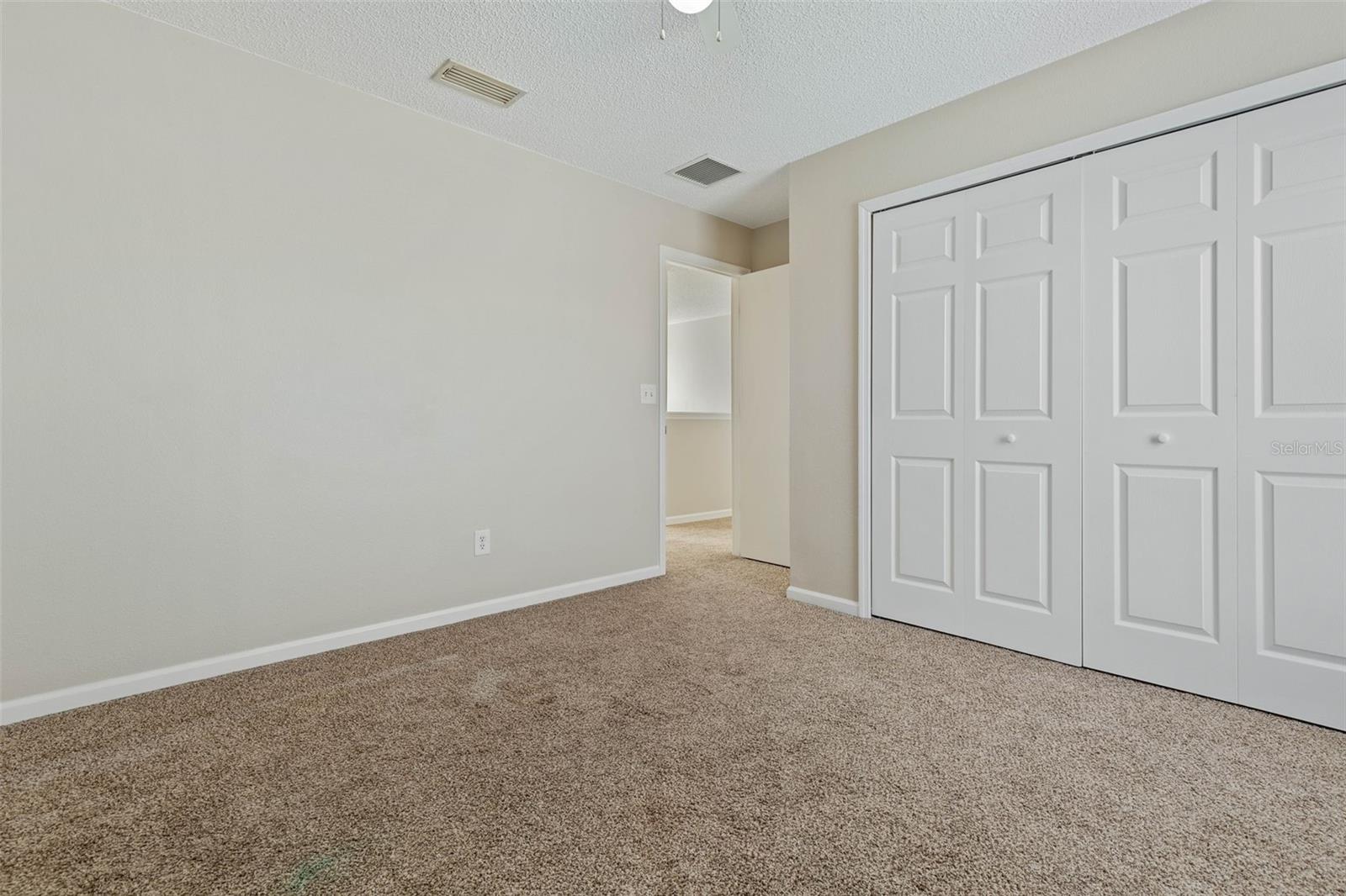 15 LOUVET LN
