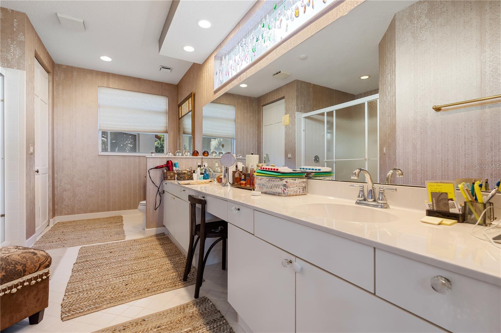 2 LAGUNA CT