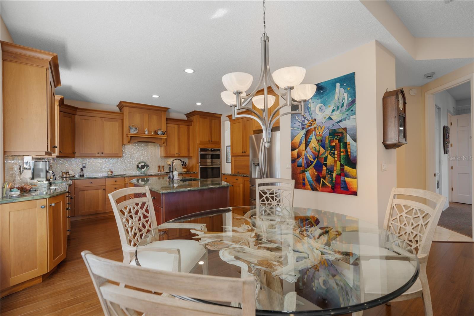 2 LAGUNA CT