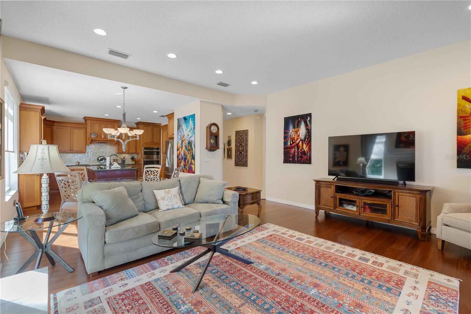 2 LAGUNA CT