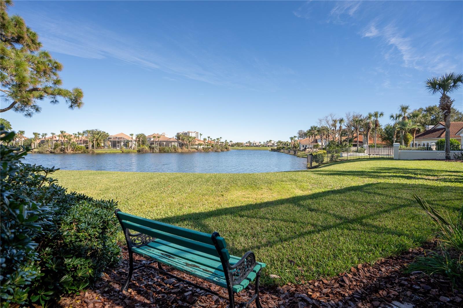 2 LAGUNA CT