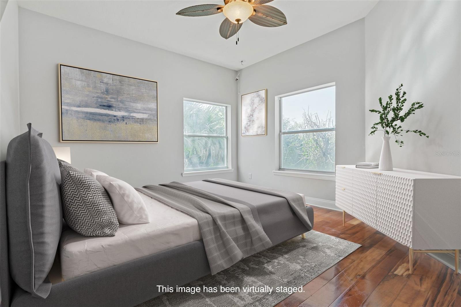 156 HERON DR