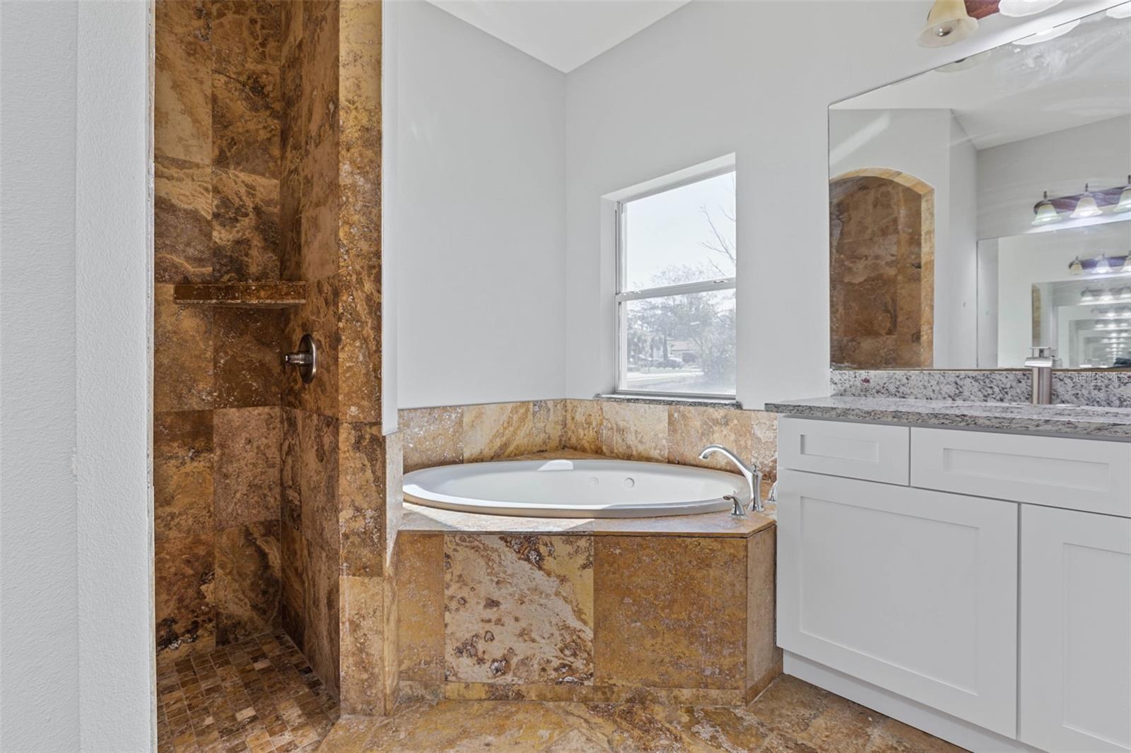 156 HERON DR