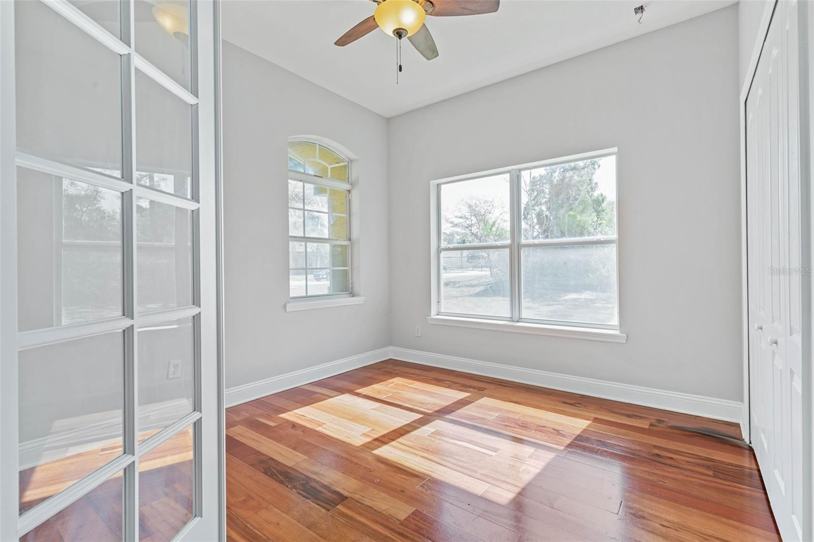 156 HERON DR