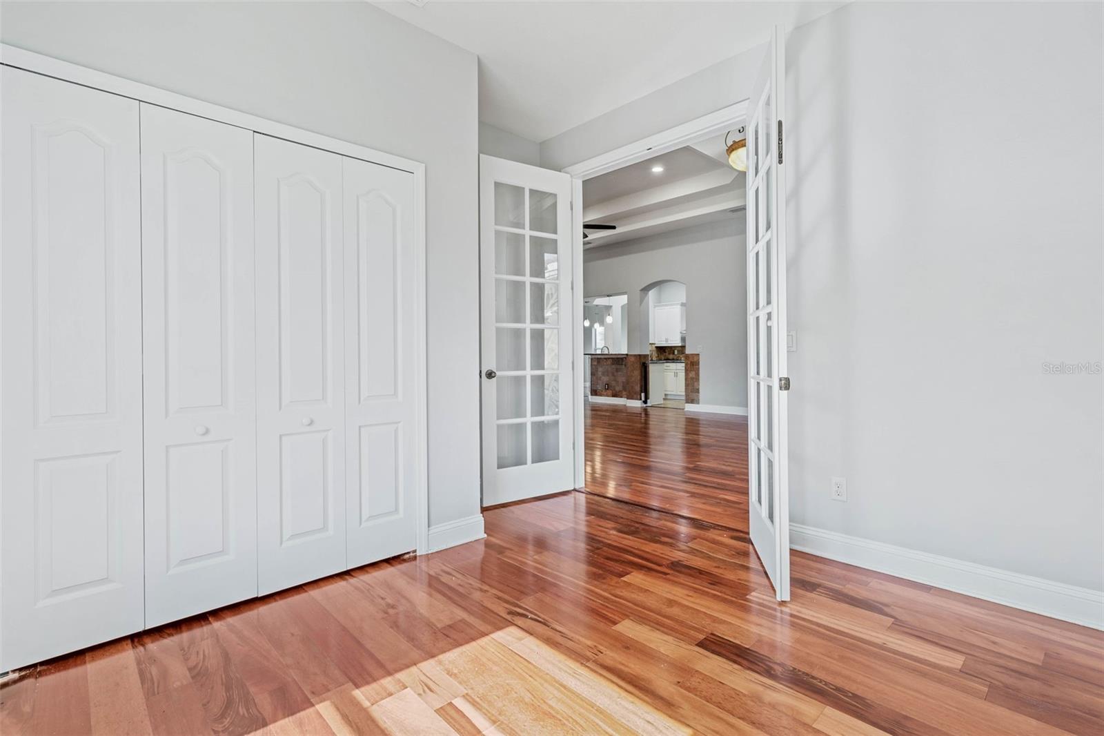 156 HERON DR
