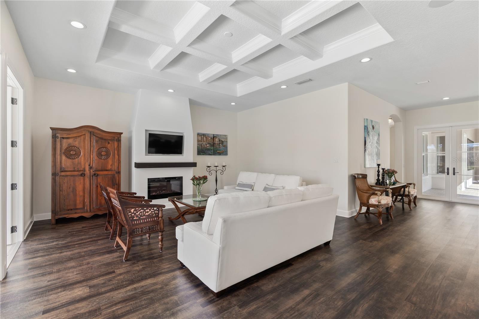 13 MONTILLA PL