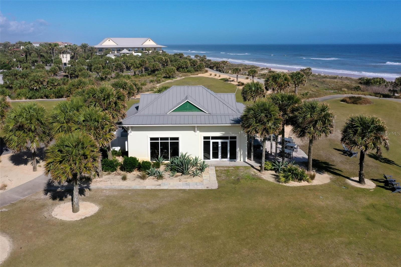 200 OCEAN CREST DR #715