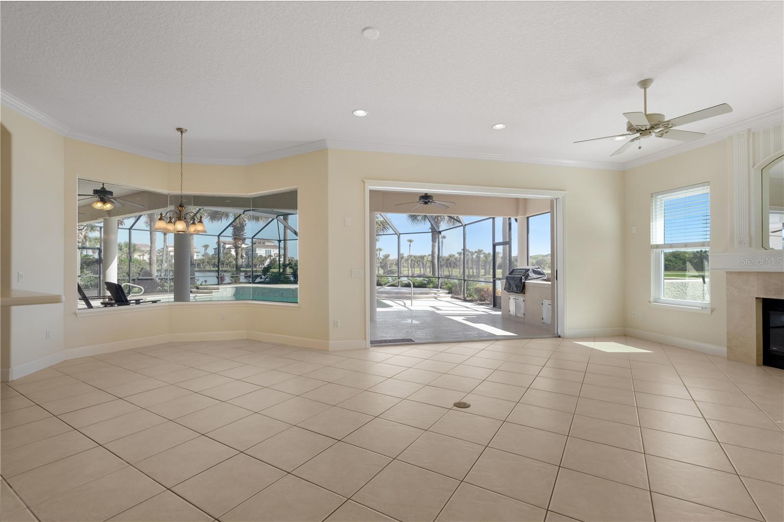 29 SAN GABRIEL LN