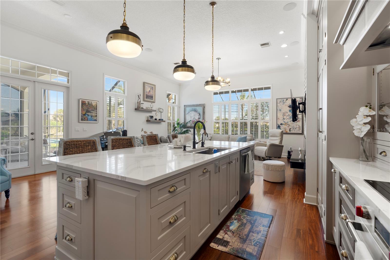 8 LA COSTA WAY