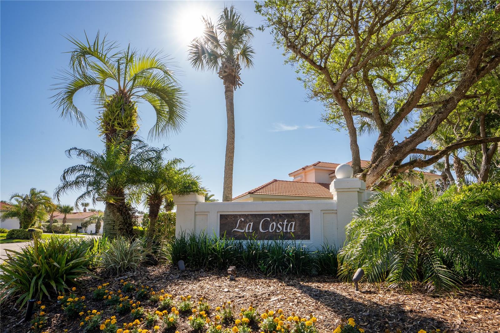 8 LA COSTA WAY