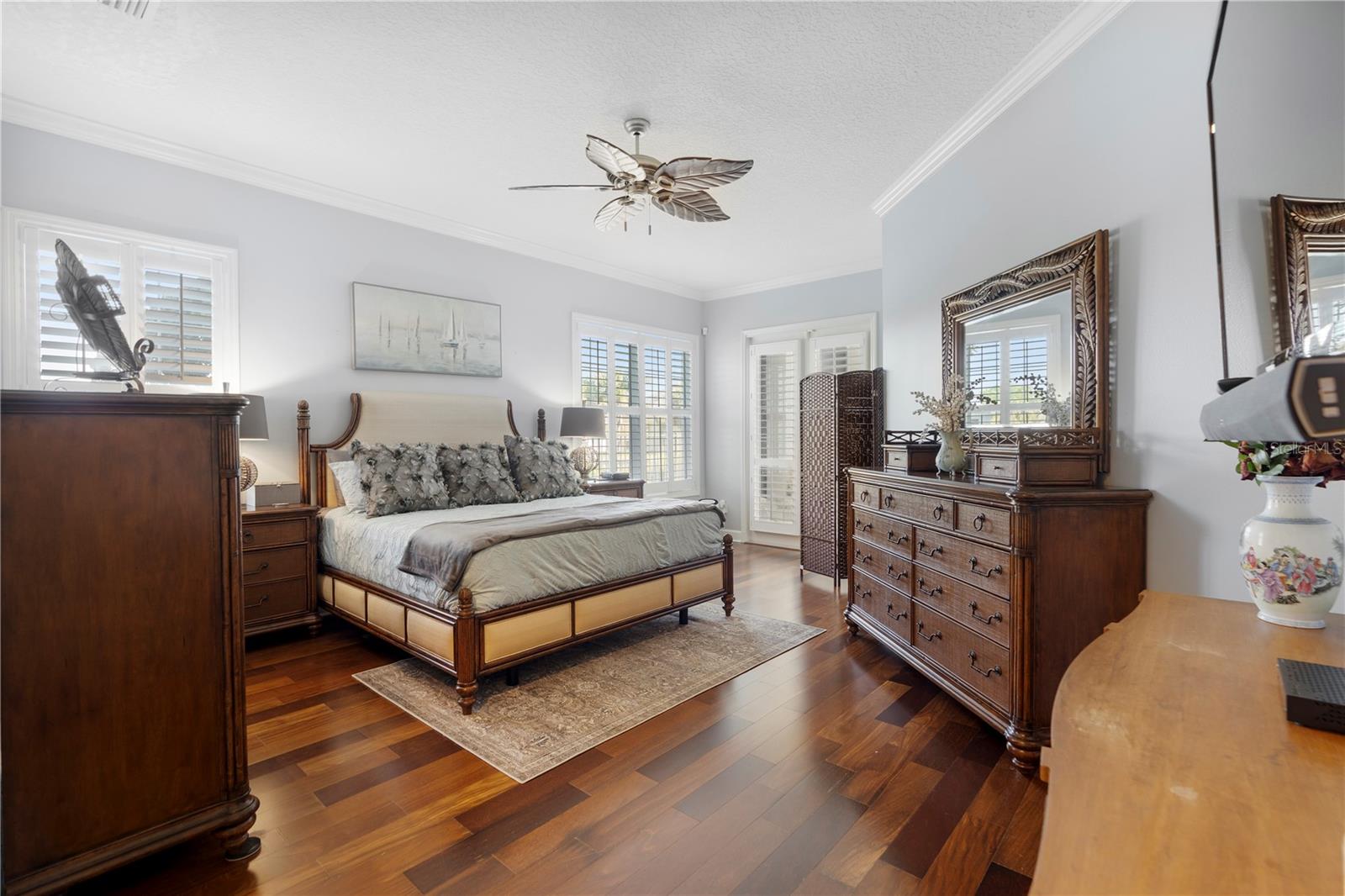8 LA COSTA WAY