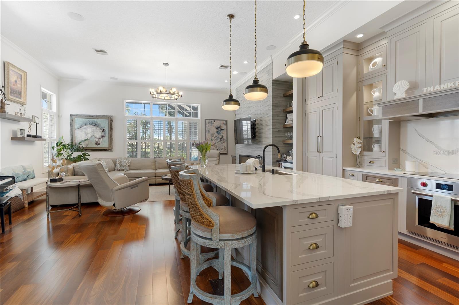 8 LA COSTA WAY