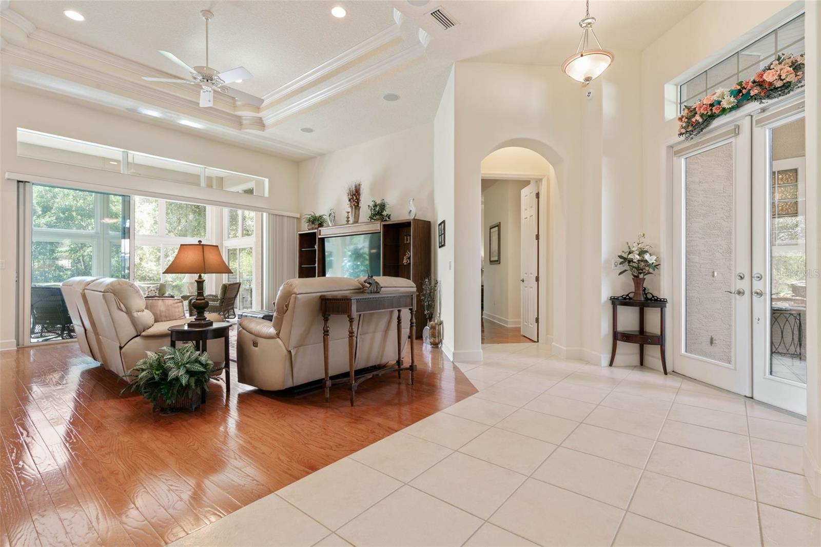 53 RIVER TRAIL DR